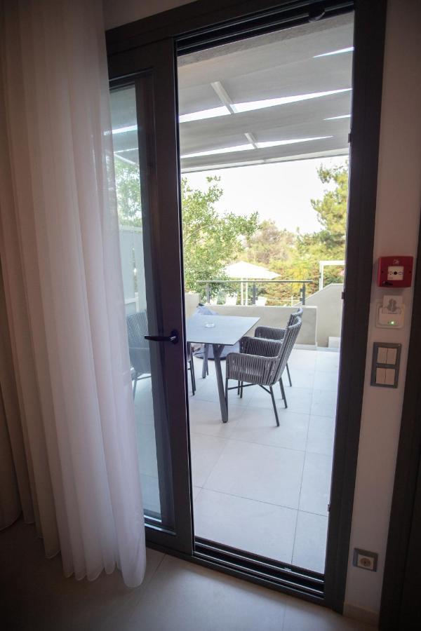 נאה פוטידאה 8 Boutique Suites מראה חיצוני תמונה