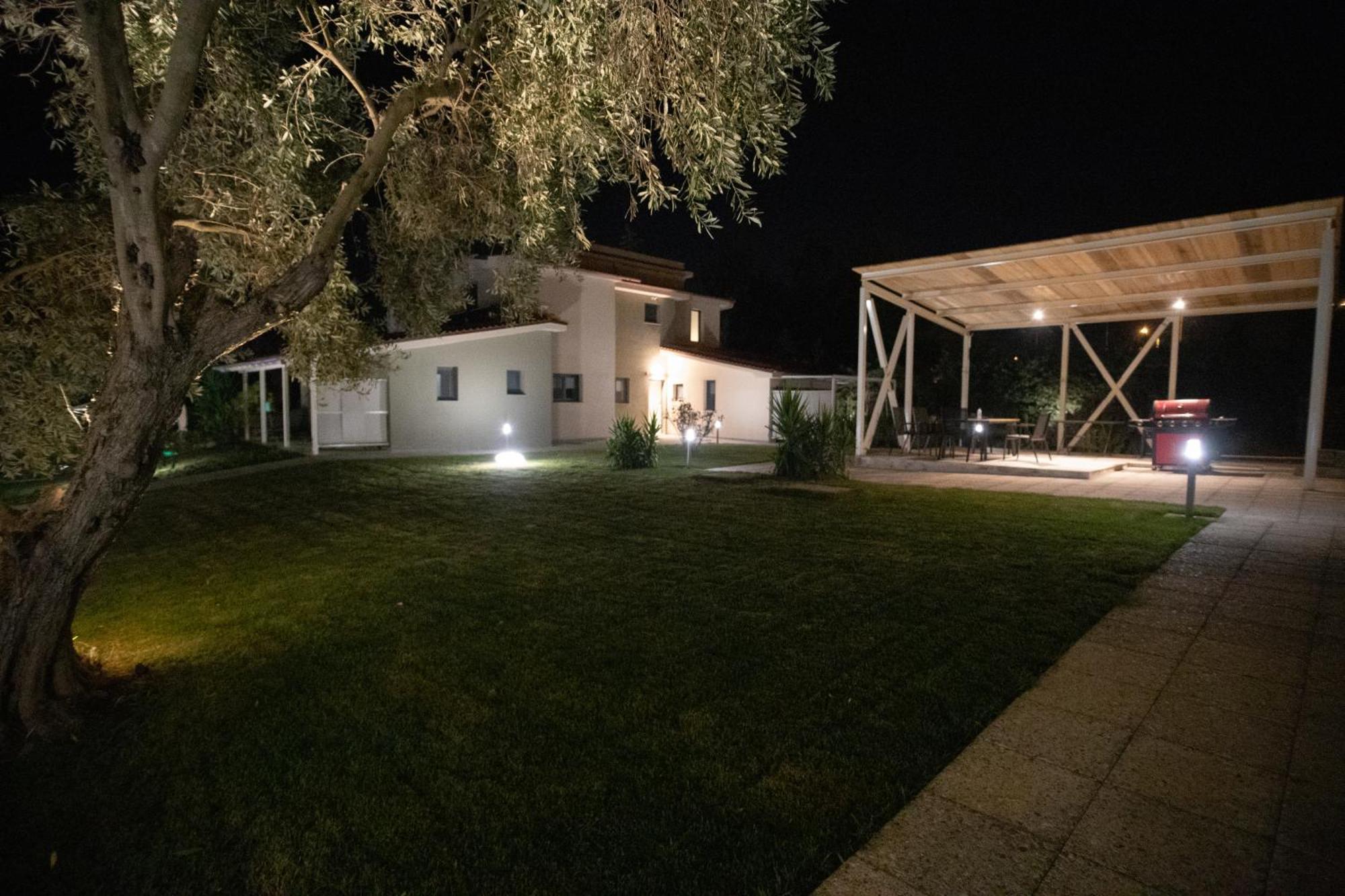נאה פוטידאה 8 Boutique Suites מראה חיצוני תמונה