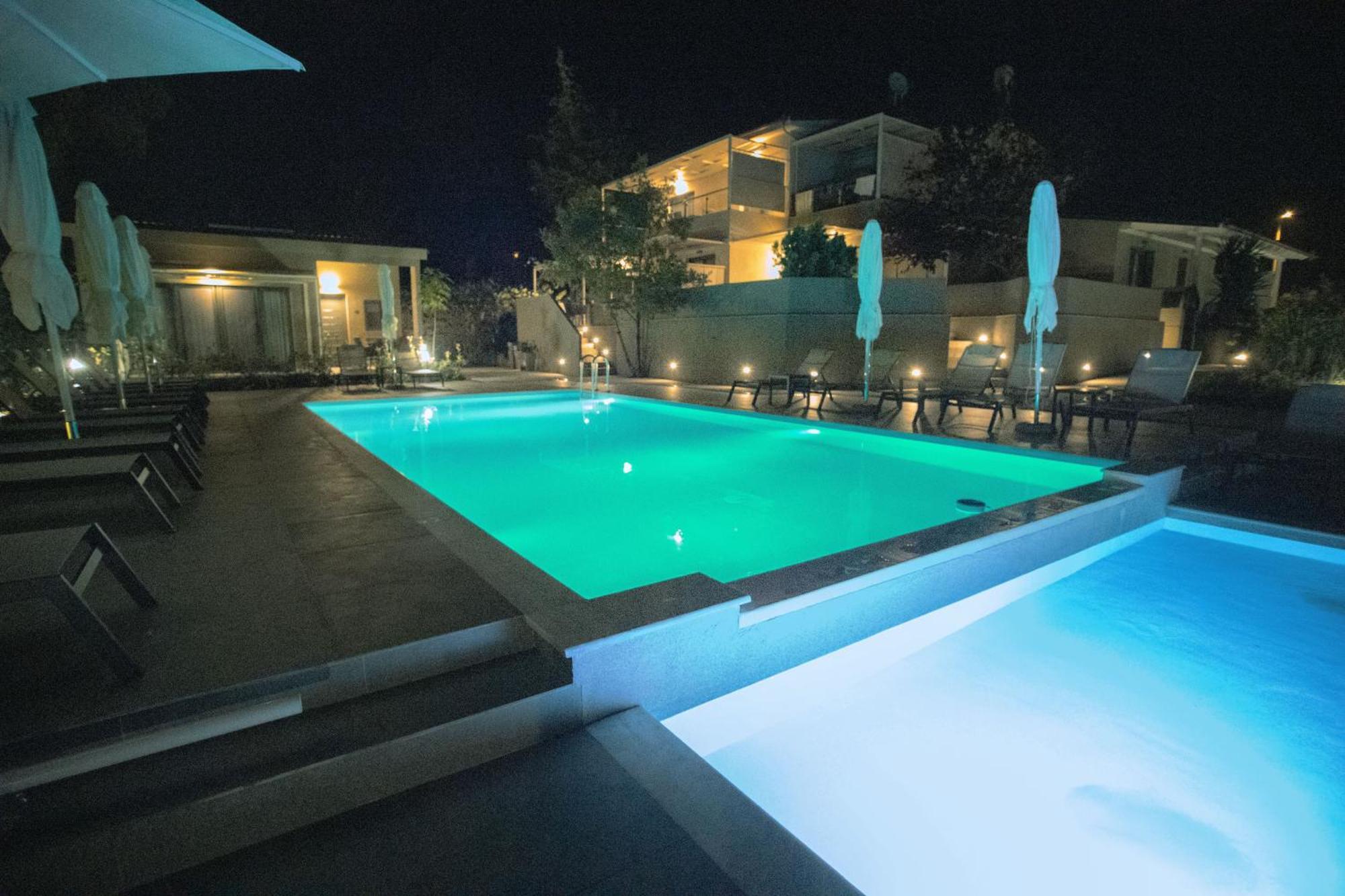 נאה פוטידאה 8 Boutique Suites חדר תמונה