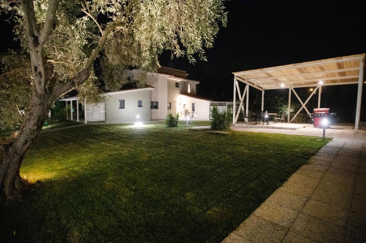 נאה פוטידאה 8 Boutique Suites מראה חיצוני תמונה