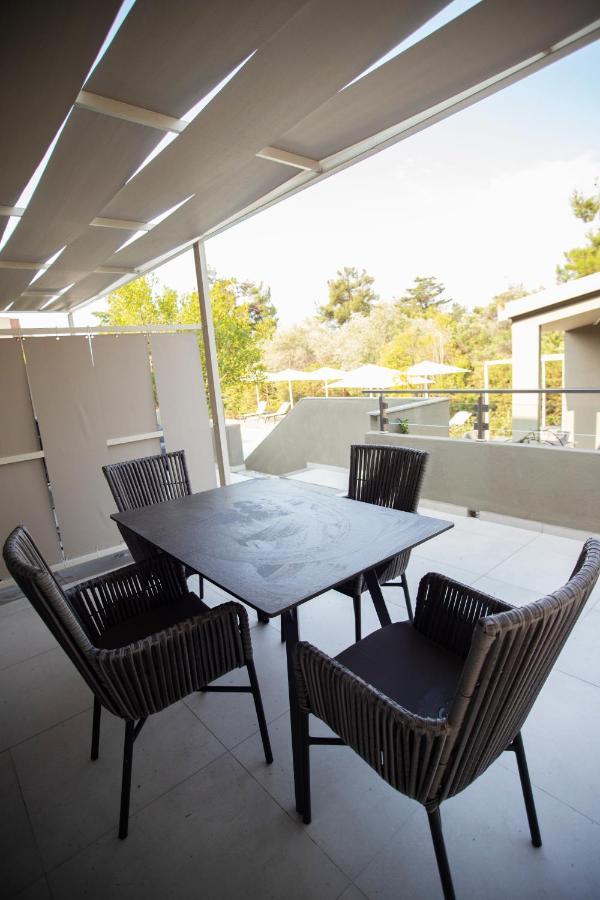 נאה פוטידאה 8 Boutique Suites מראה חיצוני תמונה